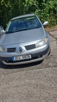 Renault megane na náhradní díly pojízdné