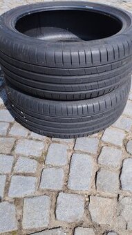 225/45R19