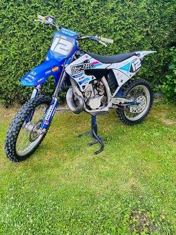 Yamaha yz 250 - 1