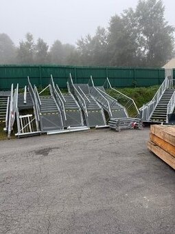 Ocelové schodiště