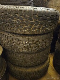 Zimní pneumatiky 175/70 r13