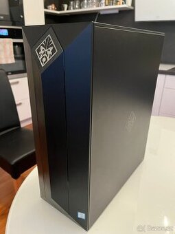 HP OMEN Obelisk Gaming PC - i7 /RTX 2080/32GB RAM