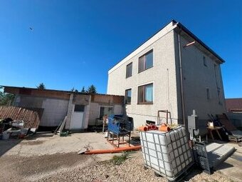 K prodeji rodinný dům Osice č.p. 114, okres Hradec Králové. - 1