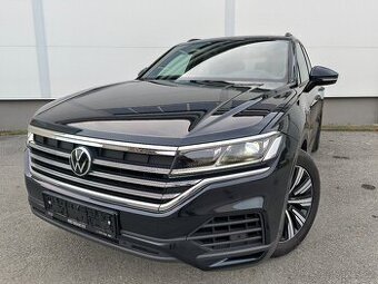 VW Touareg 3.0 TDi 4M VZDUCH,  KŮŽE, TZ , 12/2020 DPH