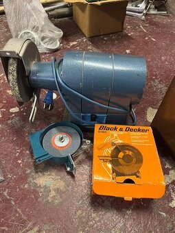 Stolní bruska Black & Decker