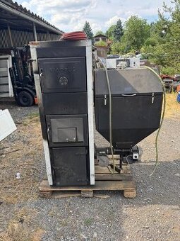 Automatický kotel Benekov LT25