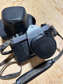 Starsi zrcadlovky Canon, Olympus, Pentax atd