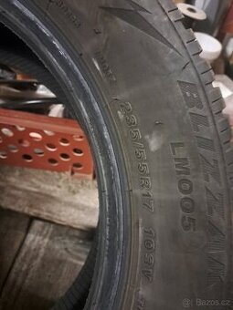 235/55 r17 zimní