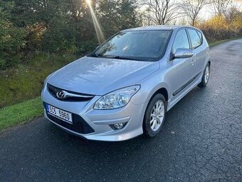 Hyundai i30 1,4i 80kW - rok 2011 - TOP STAV - Původ ČR