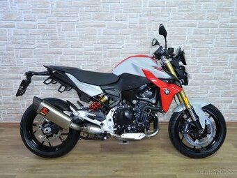 BMW F900R Sport 35kW výborná výbava, po velkém servisu