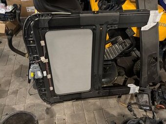 Audi a6 c6 4f šibr střešní okno avant se solarem