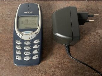 Funkční Nokia 3310 s originální nabíječkou, zkoušená hovorem