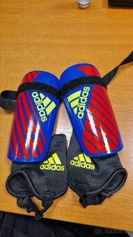 Prodám detske chranice Adidas vel. S