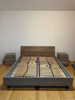Manželská postel 180x200 včetně roštů