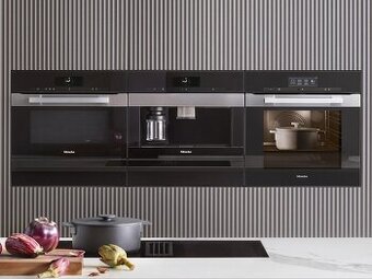 MIELE CVA 7840 vestavný původní cena 102 000,- Kč