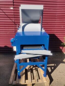 Sítový čistič obilia UKS 0.6