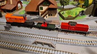 Vláčky N - diesel BR 212 Arnold s jeřábem