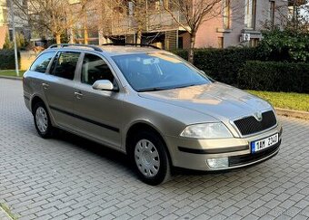 Škoda Octavia II, 1.6 16V, KLIMA, TAŽNÉ, MANUÁL, DOBRÝ STAV