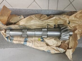 Hřídel převodovky VW T5
