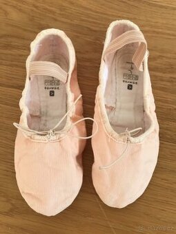 Baletní piškoty vel.34 (nožka 21-21,5cm)