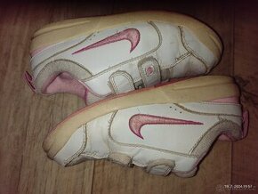 Tenisky, botasky Nike vel.31
