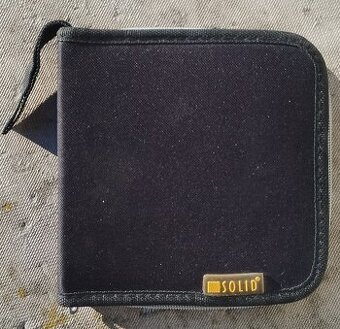 POŘADAČ NA CD/DVD/BLU-RAY SOLID