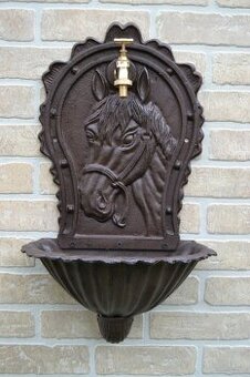 Zahradní litinové umyvadlo - výlevka KŮŇ - hnědá