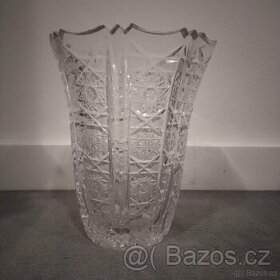 Broušená váza (český křišťál) 20 cm