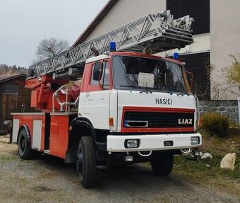 LIAZ 150 turbo Hasičský žebřík AZ 30 včetně koše