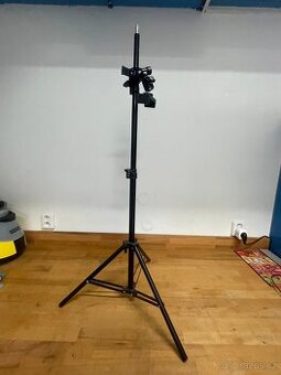 Stativ 150 cm+světlo kulaté-poškozeno