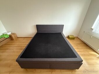 Postel na prodej