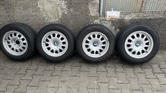 BMW 5 e39 originál – kola (alu. disky+pneu 205/65 R15)