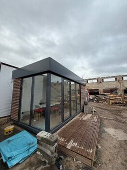 Obytný kontejner 6x3m + terasa zdarma