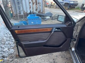 Interiér w124
