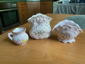 Vázičky z růžového porcelánu - 1