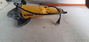 úhlová bruska,rozbrušovačka Dewalt 230mm, 2000wat