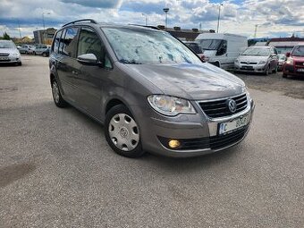 VW Touran facelift 1.9TDI, 77kw,nová STK.7 míst