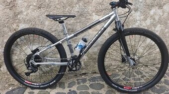 BOVELLI 26" MTB závodní kolo