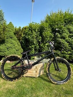 PRODÁM BMX KOLO ZNAČKY WE THE PEOPLE