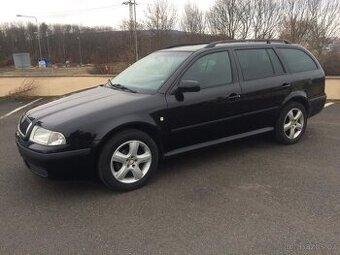 Škoda octavia Tour