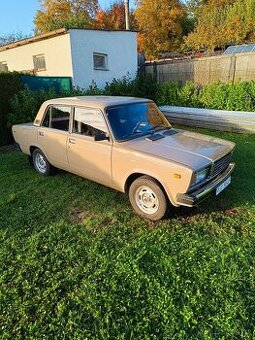 Lada 2207