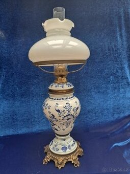 Porcelánová, petrolejová lampa Míšen