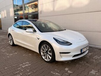 Tesla Model 3 Long Range 4x4 záruka 2028 DPH