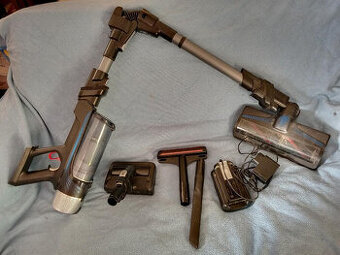 Tyčový vysavač Rowenta Flexi, aku, ohebná trubice