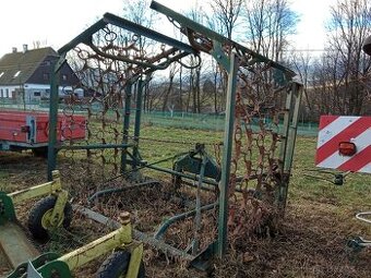 Luční brány zza traktor