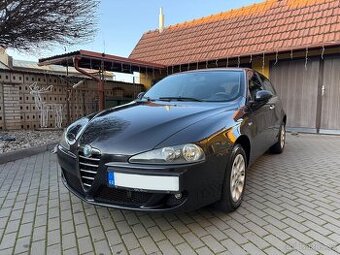 Alfa Romeo 147 1.6 16V 77 KW Twinspark
