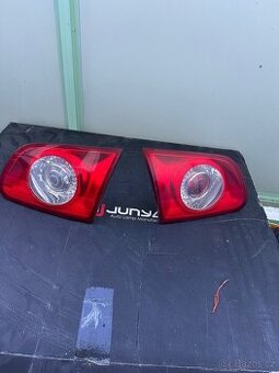 Kufrová světla VW Passat B6