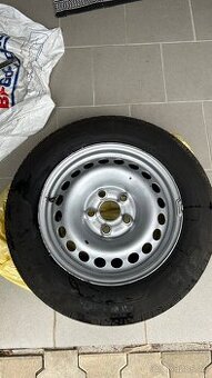 Volkswagen Transporter 4ks letní kola komplet