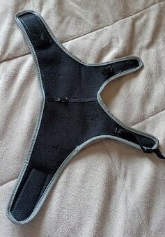 Postroj pro kočku s vodítkem