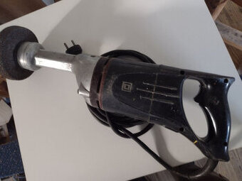 Ruční bruska - stará poctivá nesmrtelná